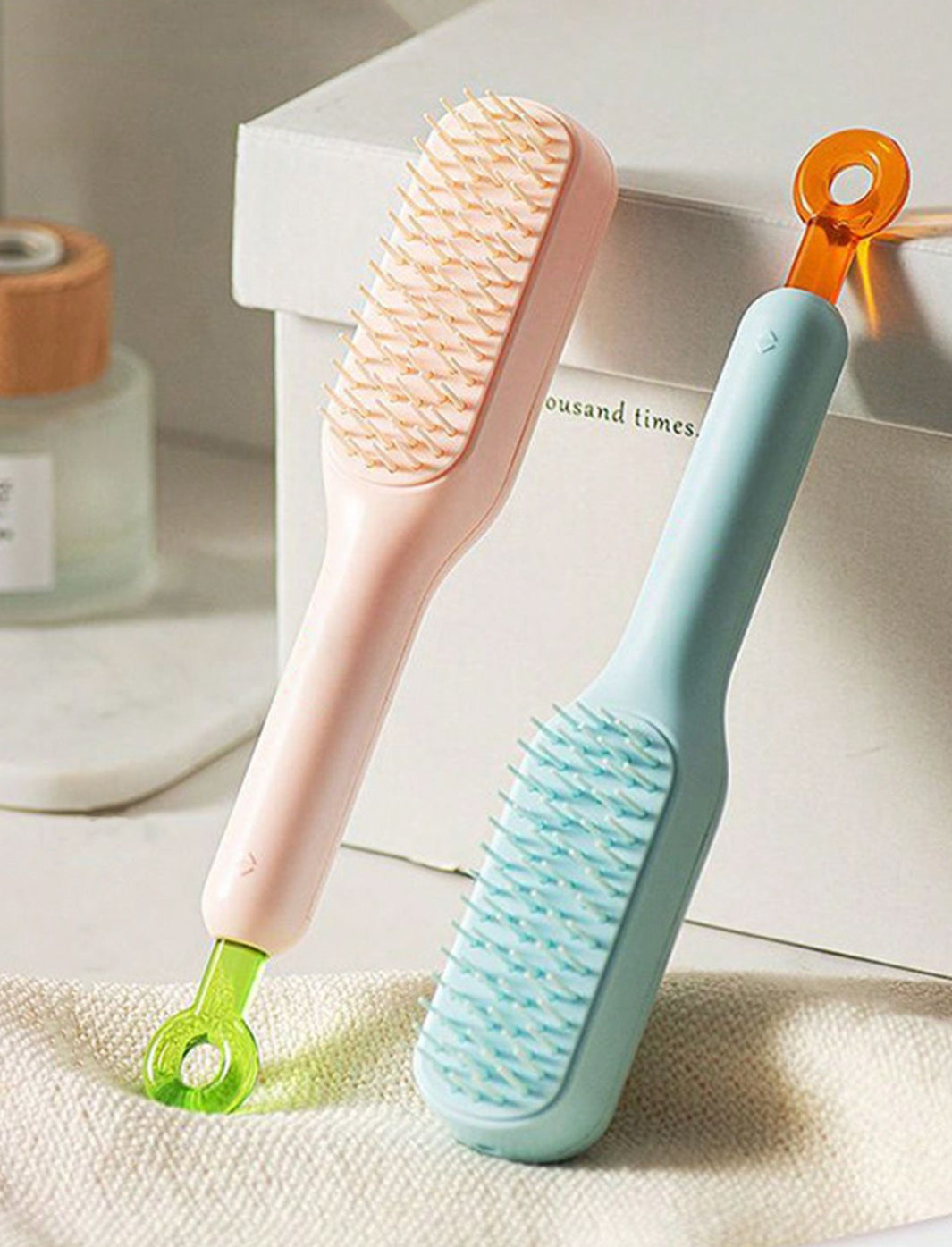 Premium Self Cleaning Hair Brush | One-Click Hair Removal Comb